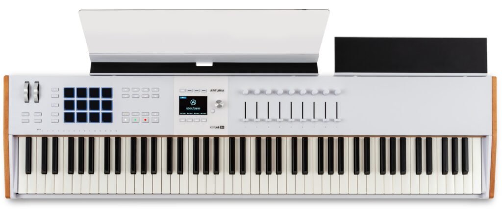arturiakeylab88mk3white.jpg